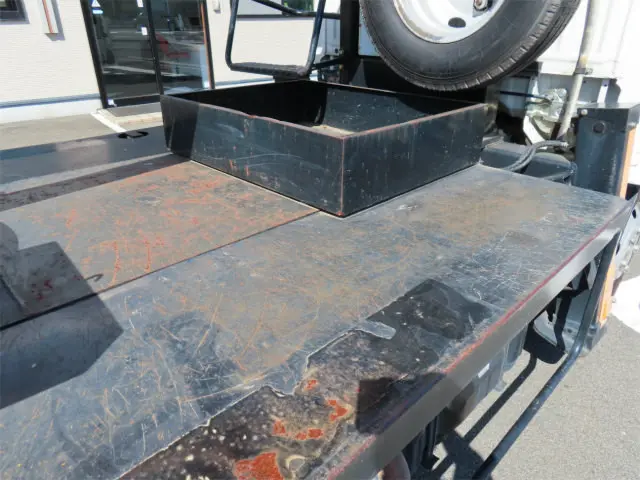 いすゞ エルフ TPG-NKR85N(2WD)の写真25