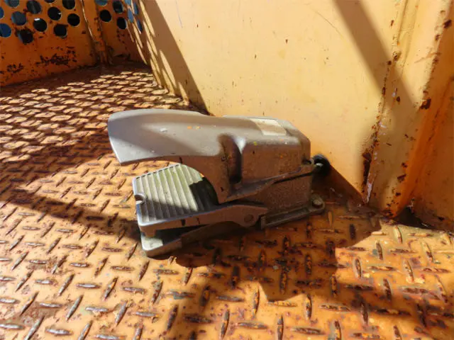 いすゞ エルフ TPG-NKR85N(2WD)の写真31