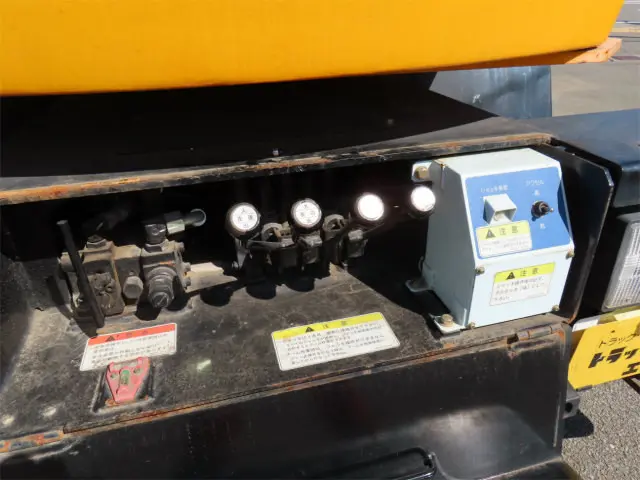 いすゞ エルフ TPG-NKR85N(2WD)の写真32