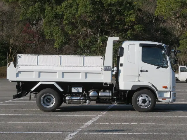 三菱 ファイター 2KG-FK62F(2WD)の写真5