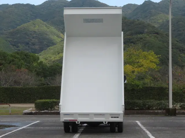 三菱 ファイター 2KG-FK62F(2WD)の写真7