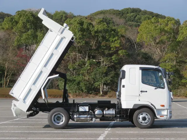 三菱 ファイター 2KG-FK62F(2WD)の写真10