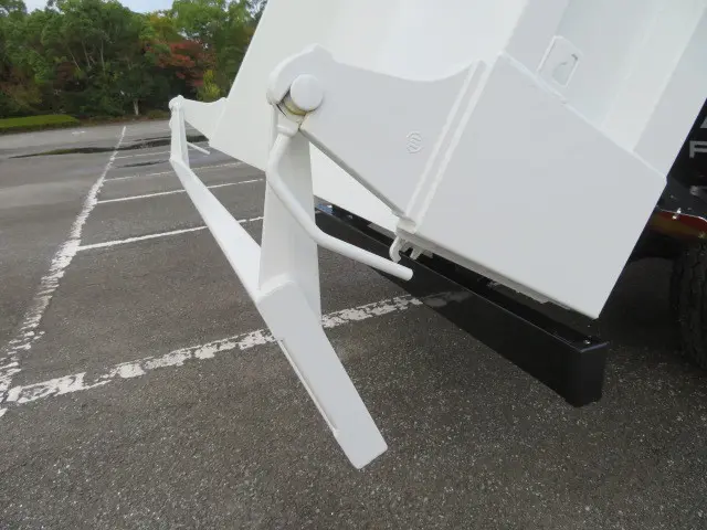 三菱 ファイター 2KG-FK62F(2WD)の写真33