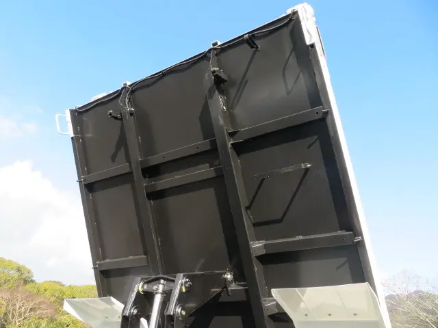 三菱 ファイター 2KG-FK62F(2WD)の写真50