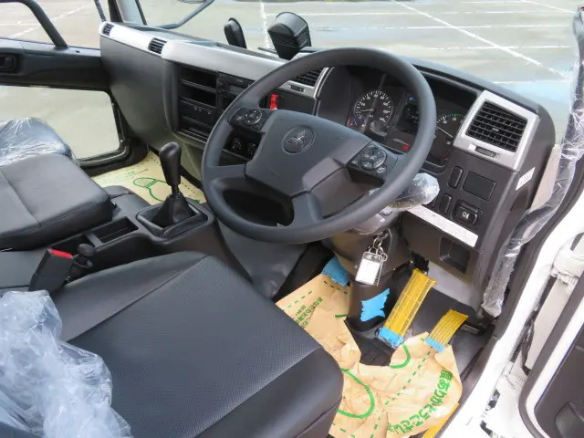 三菱 ファイター 2KG-FK62F(2WD)の写真10