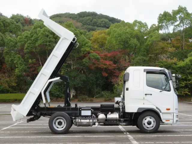 三菱 ファイター 2KG-FK62F(2WD)の写真10