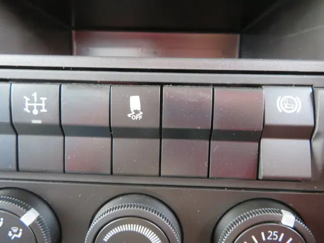 三菱 ファイター 2KG-FK62F(2WD)の写真19