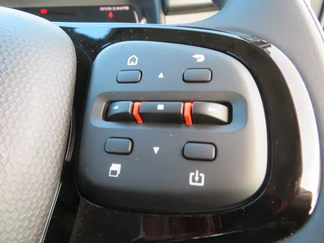 三菱 キャンター 2RG-FBA60(2WD)の写真15