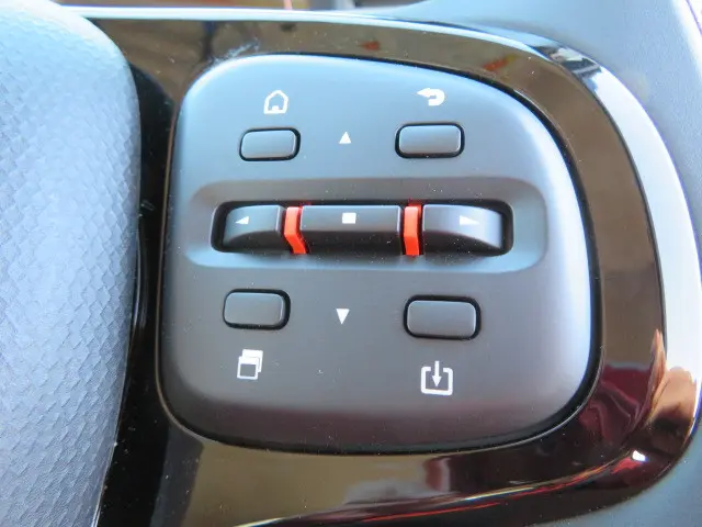 三菱 キャンター 2RG-FBA60(2WD)の写真16