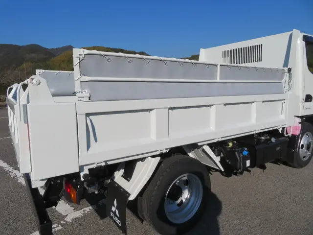 三菱 キャンター 2RG-FBA60(2WD)の写真36