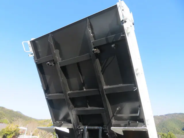 三菱 キャンター 2RG-FBA60(2WD)の写真50