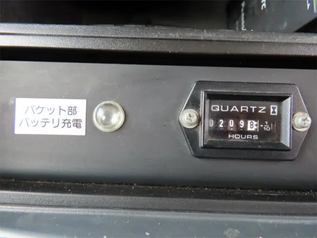 いすゞ エルフ SKG-NKR85YN(2WD)の写真18