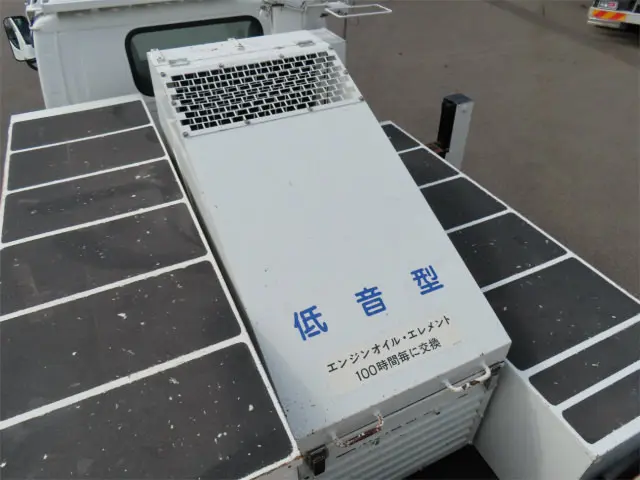 いすゞ エルフ SKG-NKR85YN(2WD)の写真23