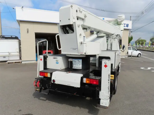 いすゞ エルフ SKG-NKR85YN(2WD)の写真25