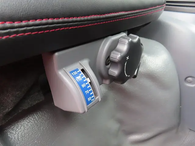 いすゞ エルフ TRG-NLR85AR(2WD)の写真20