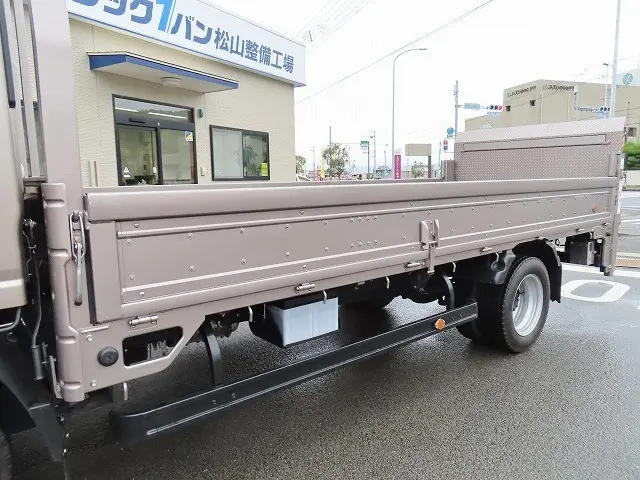 いすゞ エルフ TRG-NLR85AR(2WD)の写真30