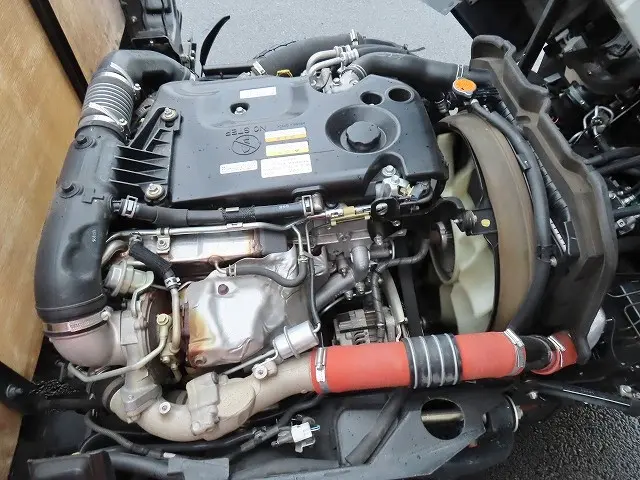 いすゞ エルフ TRG-NLR85AR(2WD)の写真40