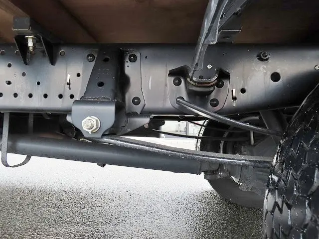 いすゞ エルフ TRG-NLR85AR(2WD)の写真47