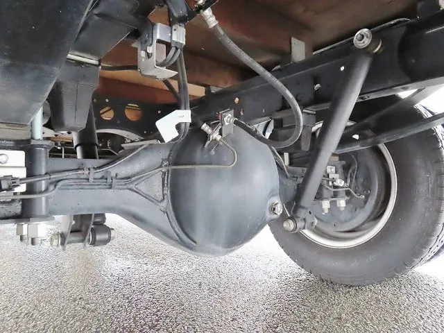 いすゞ エルフ TRG-NLR85AR(2WD)の写真48