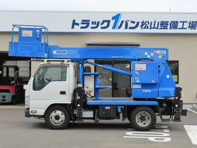 いすゞ エルフ TPG-NKR85N(2WD)の写真3