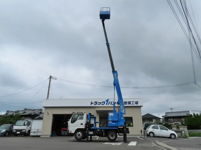 いすゞ エルフ TPG-NKR85N(2WD)の写真8