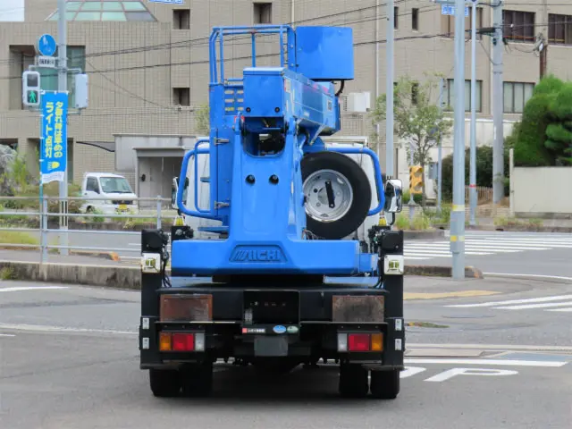 いすゞ エルフ TPG-NKR85N(2WD)の写真8