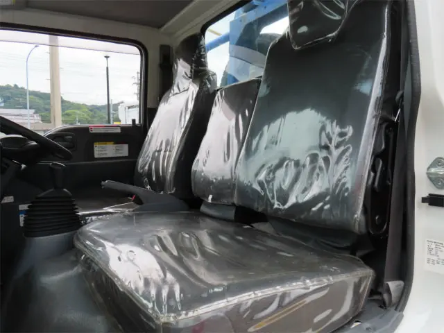 いすゞ エルフ TPG-NKR85N(2WD)の写真11