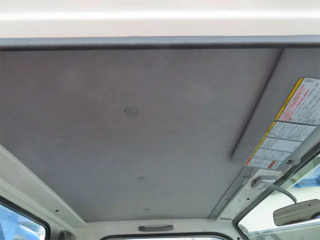 いすゞ エルフ TPG-NKR85N(2WD)の写真21