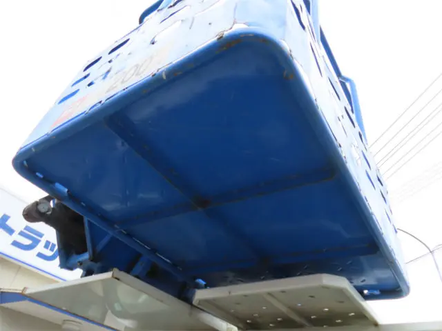 いすゞ エルフ TPG-NKR85N(2WD)の写真28