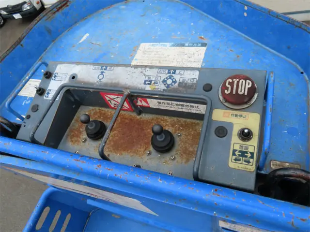 いすゞ エルフ TPG-NKR85N(2WD)の写真31