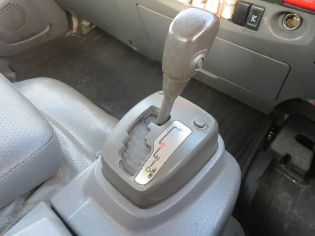 いすゞ エルフ TKG-NPR85YN(2WD)の写真20