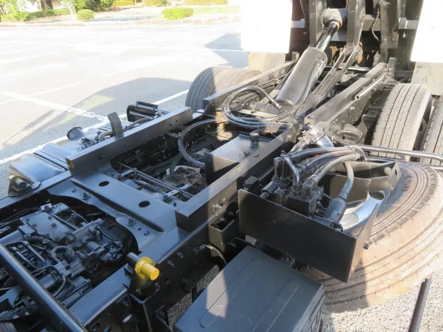 いすゞ エルフ TKG-NPR85YN(2WD)の写真39