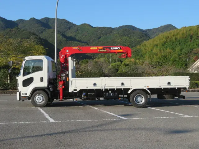 いすゞ フォワード 2PG-FRR90S1(2WD)の写真4