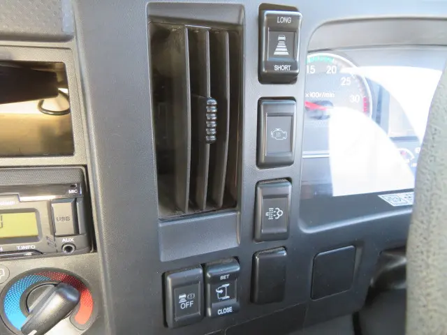 いすゞ フォワード 2PG-FRR90S1(2WD)の写真15
