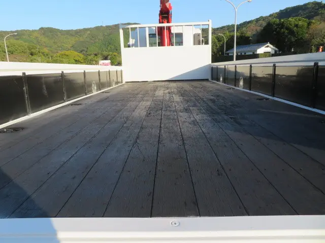 いすゞ フォワード 2PG-FRR90S1(2WD)の写真23