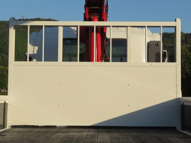 いすゞ フォワード 2PG-FRR90S1(2WD)の写真24