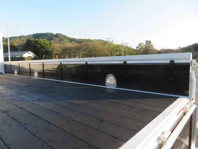 いすゞ フォワード 2PG-FRR90S1(2WD)の写真26