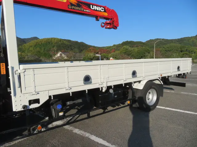 いすゞ フォワード 2PG-FRR90S1(2WD)の写真28