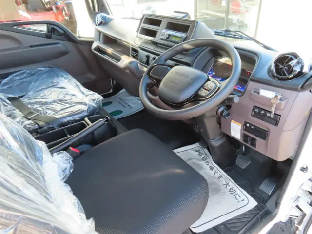 三菱 キャンター 2PG-FEB80(2WD)の写真11