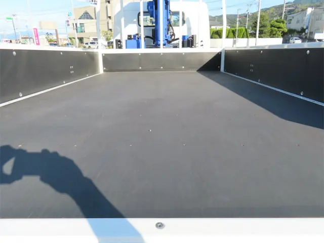 三菱 キャンター 2PG-FEB80(2WD)の写真25