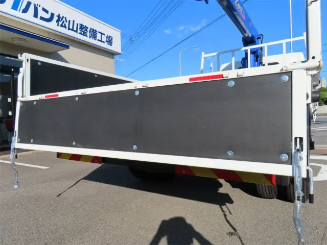 三菱 キャンター 2PG-FEB80(2WD)の写真29