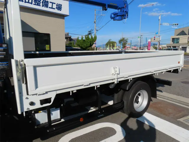 三菱 キャンター 2PG-FEB80(2WD)の写真30