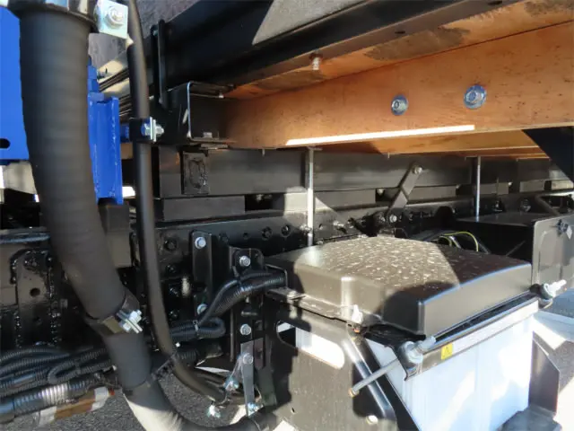 三菱 キャンター 2PG-FEB80(2WD)の写真46