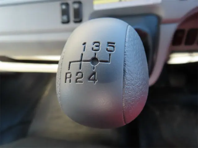 三菱 キャンター 2RG-FEB80(2WD)の写真20