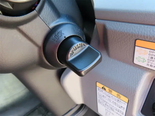 三菱 キャンター 2RG-FEB80(2WD)の写真22