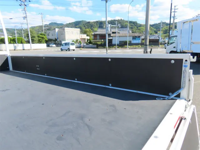 三菱 キャンター 2RG-FEB80(2WD)の写真27