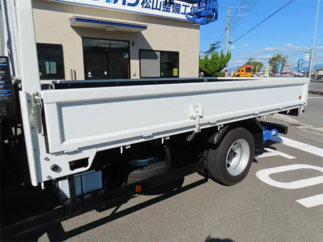 三菱 キャンター 2RG-FEB80(2WD)の写真30