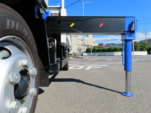 三菱 キャンター 2RG-FEB80(2WD)の写真35