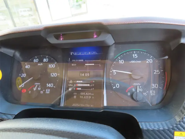 日野 レンジャー 2KG-GD2ABG(2WD)の写真13