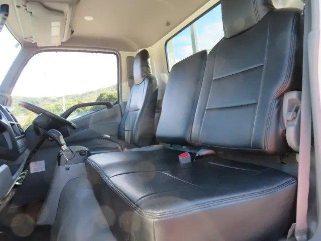 トヨタ ダイナ 2KG-XZU710(2WD)の写真12